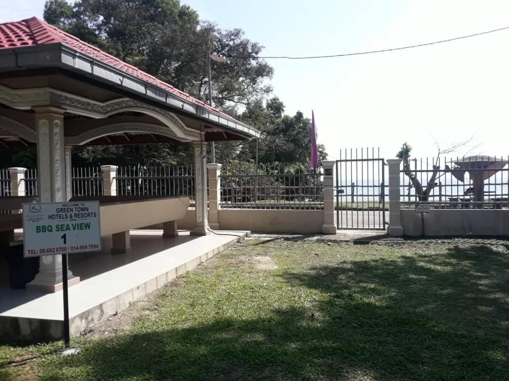 Green Town Hotel & Resort Port Dickson Ngoại thất bức ảnh