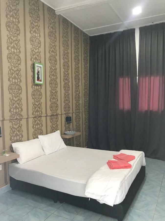 Green Town Hotel & Resort Port Dickson Ngoại thất bức ảnh